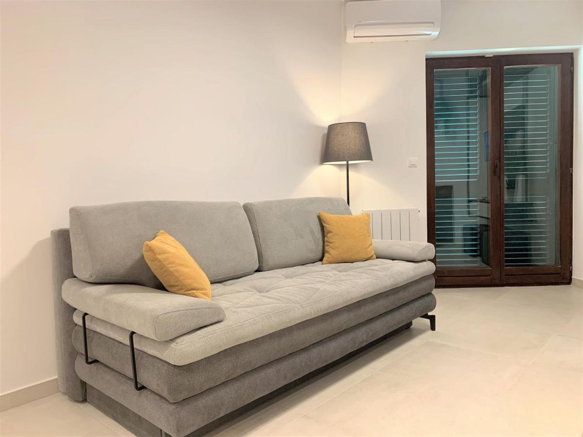 Fani - In Apartmán Trogir