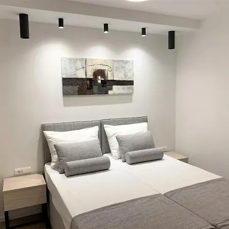 Villa Fani - Apartments In Trogir Extérieur photo