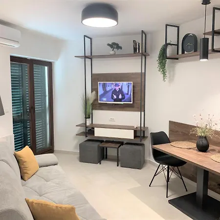 Villa Fani - Apartments In Trogir Extérieur photo