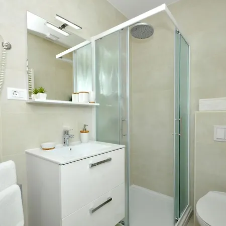 Villa Fani - Apartments In Trogir Extérieur photo