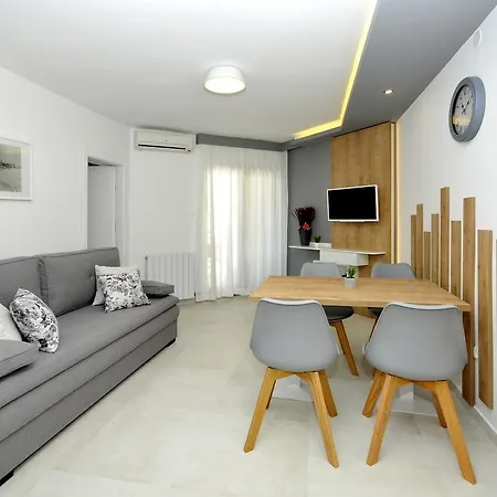 Villa Fani - Apartments In Trogir Extérieur photo