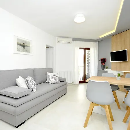 Villa Fani - Apartments In Trogir Extérieur photo
