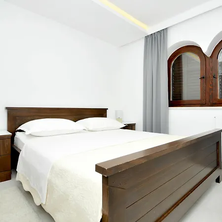 Villa Fani - Apartments In Trogir Extérieur photo