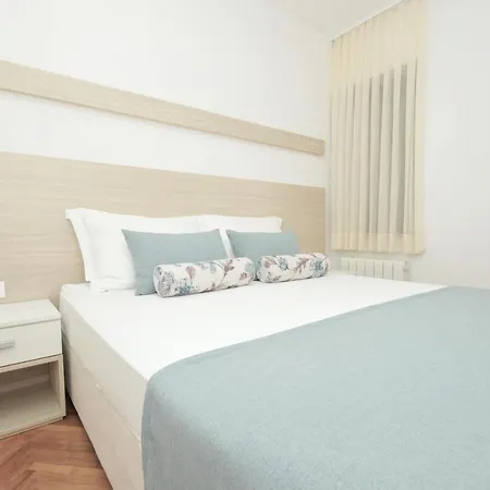 Villa Fani - Apartments In Trogir Extérieur photo